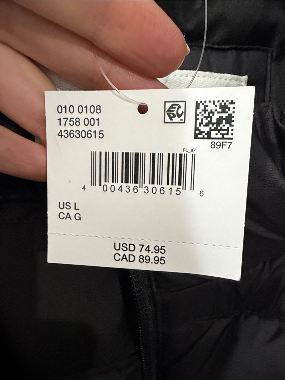 American Eagle Outfitters Quilted Puffer Vest - Black - Picture 2 of 8